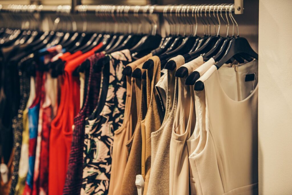 How to choose a women’s wear manufacturer: 5 non-negotiables 1 women clothes manufacturer